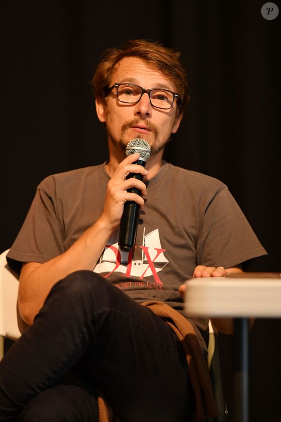 Exclusif - Lorant Deutsch a rencontré les élèves niçois de 4eme et 3eme du collège Don Bosco dans le cadre de l'opération "Théâtre pour Tous" à Nice, le 4 octobre 2019

© Bruno Bébert/Bestimage