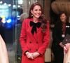 Plusieurs experts dans les médias ont notamment  rappelé que tous les traitements de chimiothérapie ne provoquent pas systématiquement la chute des cheveux. 

Catherine (Kate) Middleton, princesse de Galles - lors de la cérémonie de chants de Noël "Together At Christmas" à l'abbaye de Westminster à Londres. © Alpha Press/Bestimage