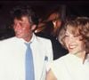 De leur rencontre à leur séparation dans les années 1980, les parents de Laura Smet ont vécu des jours heureux dans une propriété loin de Paris. 

Archives - Johny Hallyday et Nathalie Baye au mariage d'Eddie Barclay chez Castel à Paris. RINDOFF-PATERSON / BESTIMAGE