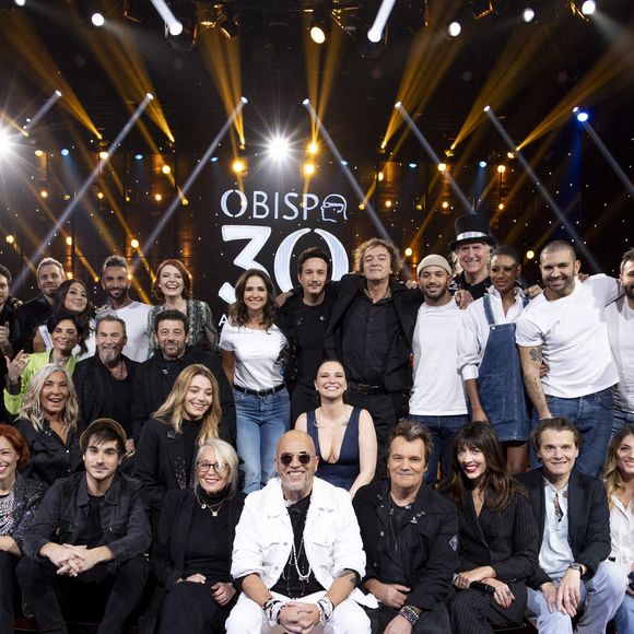 Zazie, Gauvain Sers, Cali, Benabar, Nolwenn Leroy, Giordana Angi, Michael Gregorio, Anne Sila, Santa, Alexia Gredy, Pascal Obispo, La Troupe des 10 commandements, Axel Bauer, Elodie Frégé, Natasha St Pier, Patrick Bruel, Florent Pagny, Nicole Guérin lors de l'enregistrement de l'émission "L'anniversaire secret" à Paris. Le 7 novembre 2023. Photo par Cyril Moreau / Bestimage
