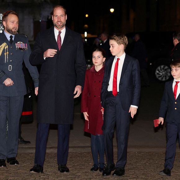 Il y a fait une révélation de taille concernant le repas de Noël de la famille royale 
Le prince William, prince de Galles avec ses enfants la princesse Charlotte, le prince George, le prince Louis lors du service de chants de Noël Together At Christmas à l'abbaye de Westminster, Londres le 6 décembre 2024.

© Julien Burton / Bestimage