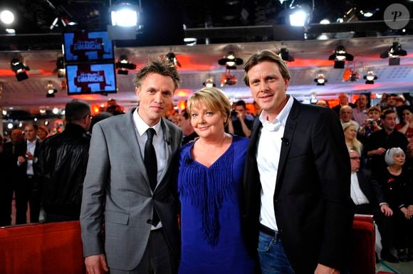 Claude François Jr., Marc François et Isabelle Forêt à Vivement dimanche le 4 mars 2012 spéciale "Cloclo" ©AGENCE / BESTIMAGE