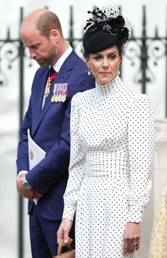 Le prince William, prince de Galles, et Catherine (Kate) Middleton, princesse de Galles - Les membres de la famille royale assistent à un service d'action de grâce à l'abbaye de Westminster, Londres, Royaume-Uni, à l'occasion du 80ème anniversaire du jour de la Victoire en Europe, le 8 mai 2025.
©Julien Burton / Bestimage