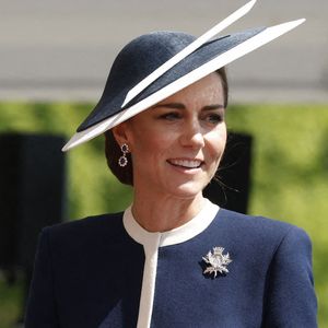 Lors de sa dernière sortie officielle avec le prince William sur le navire de guerre HSM Glasgow,

Le Prince de Galles et la Princesse de Galles, commanditaires du HMS Glasgow, assistent à la cérémonie de baptême du navire au chantier naval de BAE Systems à Scotstoun, Glasgow. Photo by Andrew Barr/News Licensing/ABACAPRESS.COM