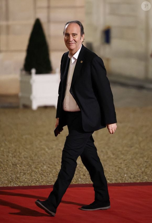Il a successivement appartenu à plusieurs figures, dont le banquier Jacques Laffitte et le parfumeur François Coty. 

Paris le 10 Février 2025 Xavier Niel au palais de l'Elysée pour un dîner de travail  lors du sommet pour l'action sur l'intelligence artificielle à Paris le 10 février 2025.

© Dominique Jacovides / Bestimage