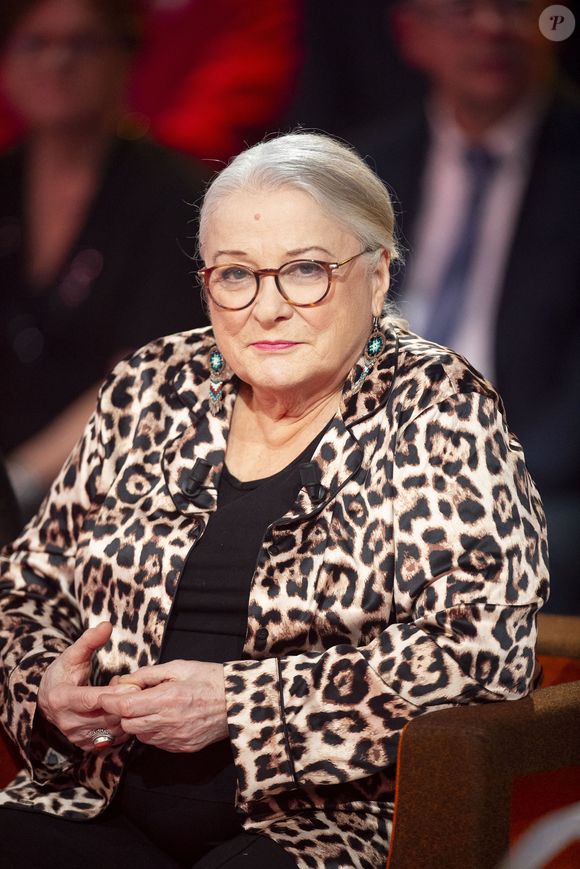 Exclusif - Josiane Balasko lors de l'enregistrement de l'émission "Famille je vous aime" présentée par M.Drucker et qui sera diffusée le 29 décembre sur France 3, au studio Rive gauche, à Paris, France, le 2 décembre 2025. © Gaffiot-Perusseau/Bestimage