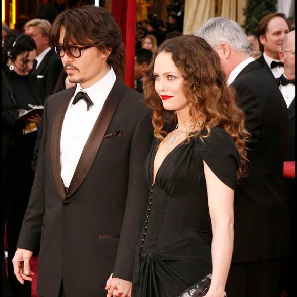 Il a ajouté : "C’est le seul endroit où je me suis senti comme chez moi".

Vanessa Paradis et Johnny Depp à la 80e cérémonie des Oscars à Hollywood, en 2008. 

Photo : Alain Rolland / Maxima Prod / Bestimage
