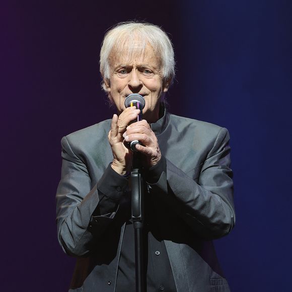 Ce dernier était l'auteur de ses plus grands tubes, comme "Du côté de chez Swann".

Dave célèbre son 80ème anniversaire sur la scène de Grand Rex à Paris le 21 mai 2024. Dave a enthousiasmé le public durant plus de deux heures, pour son concert anniversaire. © Coadic Guirec/Bestimage