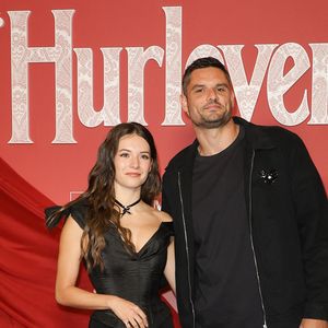 Florent Manaudou et Elsa Bois se sont retrouvés dans un restaurant de la Drôme.

Florent Manaudou et sa compagne Elsa Bois - Avant-première du film « Hurlevent » au Grand Rex à Paris. © Coadic Guirec/Bestimage