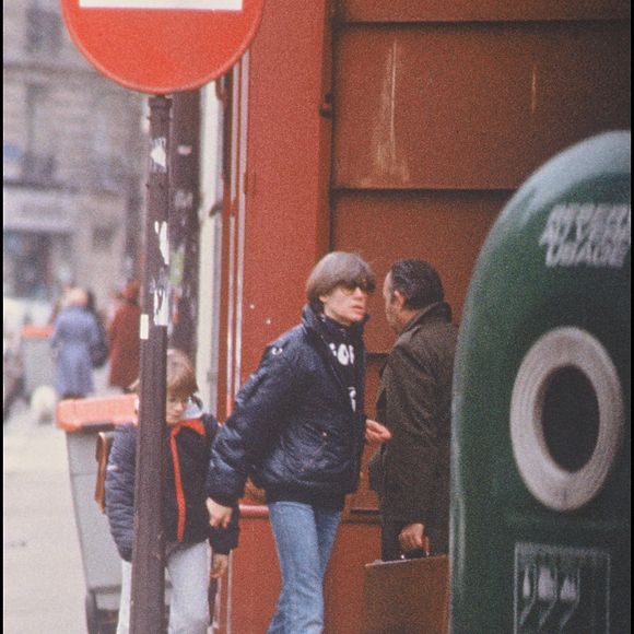 Archives - Françoise Hardy et son fils Thomas Dutronc (AGENCE / BESTIMAGE).