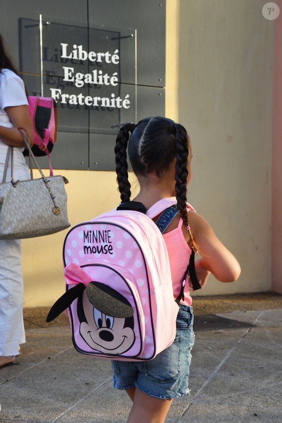 Illustration de la rentrée des classes à Nice à l'école Ronchèse le 2 septembre 2019. © Bruno Bebert / Bestimage