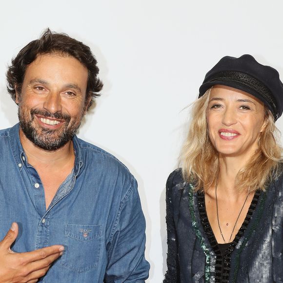 Hélène de Fougerolles s’exprime après le départ de Bruno Salomone.

Bruno Salomone et Hélène de Fougerolles à la première de "Souviens Toi" lors de la cérémonie d'ouverture de la 19ème édition du Festival de la Fiction TV de la Rochelle. 

Photo : Patrick Bernard / Bestimage