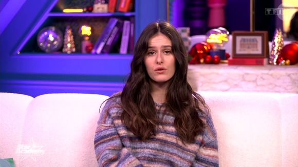 Jeanne dans la "Star Academy". TF1