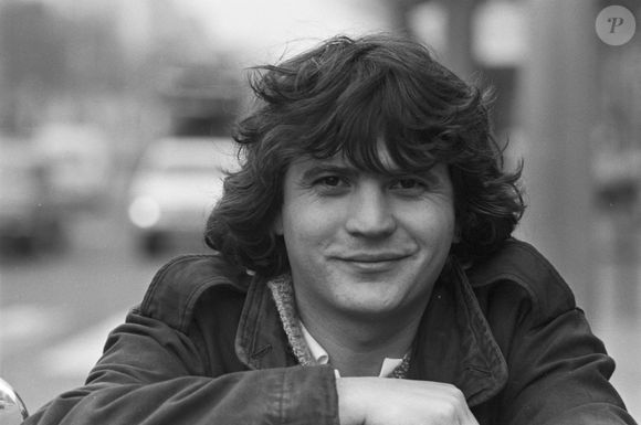 Archives - Rendez-vous avec Daniel Balavoine sur sa moto à Paris. Le 25 mars 1980 © Jean-Claude Colin via Bestimage