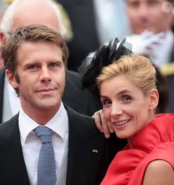 Le prince Emmanuel Philibert de Savoie et la princesse Clotilde de Savoie - arrivée des invités au mariage religieux du prince Albert II de Monaco et de la princesse Charlène Wittstock.