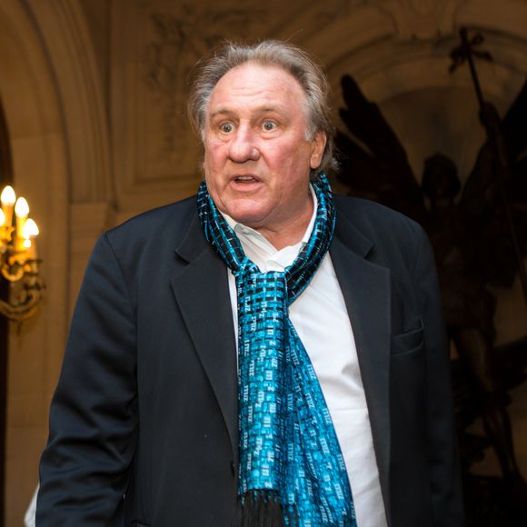 Gérard Depardieu explose de colère face à une journaliste de RTL qui lui posait des questions trop privées, lors d'une cérémonie à l’hôtel de Ville de Bruxelles, honorant sa carrière cinématographique.
Belgique, Bruxelles, 25 juin 2018. ©ALAIN ROLLAND/ IMAGEBUZZ/ BESTIMAGE