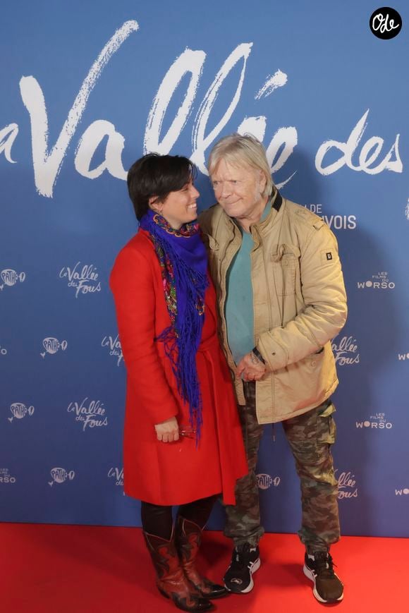 Les deux tourtereaux se sont mariés en 2024

Renaud et sa femme Cerise (Christine Marot) lors de l'avant-première du film "La vallée des fous" au Pathé Wepler à Paris le 12 novembre 2024. © Jack Tribeca / Bestimage