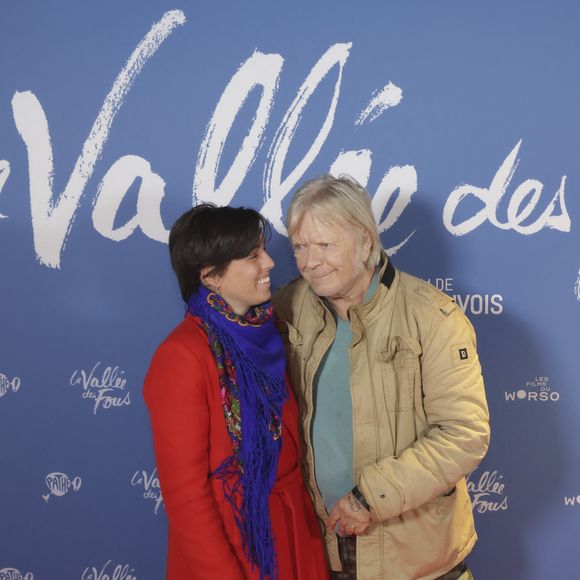 Les deux tourtereaux se sont mariés en 2024

Renaud et sa femme Cerise (Christine Marot) lors de l'avant-première du film "La vallée des fous" au Pathé Wepler à Paris le 12 novembre 2024. © Jack Tribeca / Bestimage