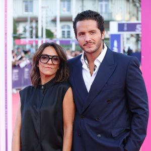 Florence Foresti et son compagnon Alexandre Kominek à la premiere du film 'Nouvelle Vague' lors du 51éme Festival du cinema Américain de Deauville le 12 Septembre 2025.
© Denis Guignebourg/Bestimage