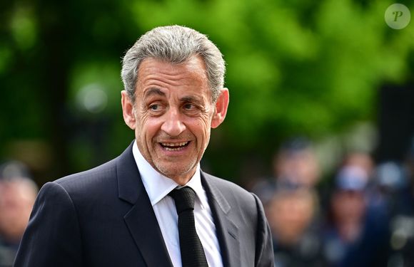 Le Ministre d'État, ministre de l'Intérieur, et l'ancien président de la République Nicolas Sarkozy lors d'une cérémonie en l'hommage à Aurélie Fouquet, la policière municipale de 26 ans avait été tuée lors de l'attaque d'un fourgon blindé le 20 mai 2010, à Villiers-sur-Marne (en banlieue parisienne), Val-de-Marne, France, le 20 mai 2025. © Christian Liewg/Bestimage