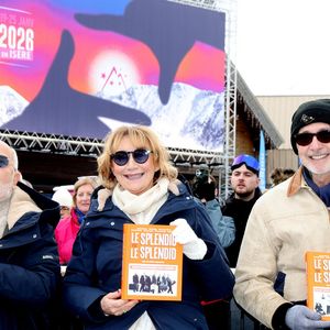 Gérard Jugnot, Marie-Anne Chazel et Thierry Lhermitte - Séance de dédicaces du livre "Le Splendid par le Splendid" à l'occasion du 29ème Festival International du Film de Comédie de l'Alpe d'Huez le 23 Janvier 2026. © Dominique Jacovides/Bestimage