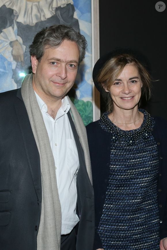 Avec qui elle file toujours le parfait amour

Anne Consigny et son mari Eric de Chassey - Avant-première de l'exposition consacrée à Chagall, Lissitzky, Malévitch... au Centre Pompidou à Paris le 26 mars 2018. © CVS/Bestimage