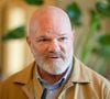 Derrière sa carrure imposante et son tempérament de fer, Philippe Etchebest est aussi un homme de cœur, habitué à tendre la main à ceux qui en ont besoin. 

Exclusif - Le chef Philippe Etchebest participe au petit-Déjeuienr des les partenaires de la 3ème édition du Festival Bon à la mairie de Bordeaux, © Jean-Bernard Nadeau/Bestimage