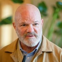 Philippe Etchebest : à son tour, il prend les choses en main pour venir en aide aux sinistrés des incendies
