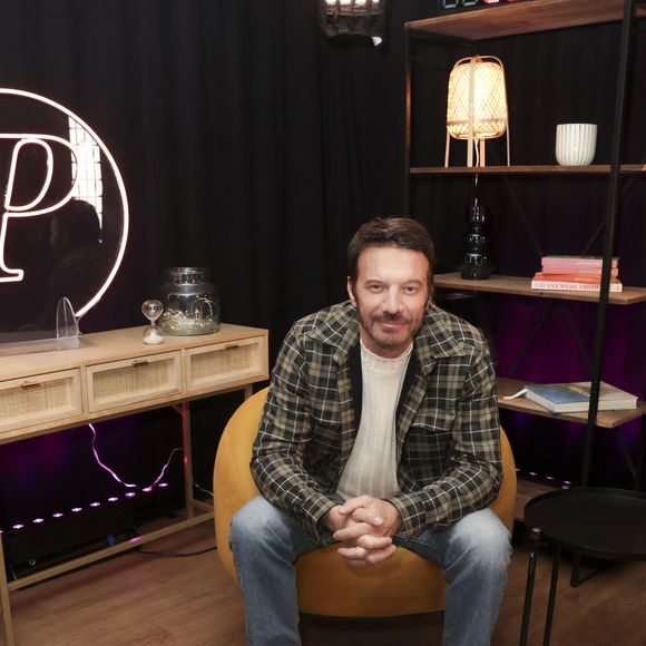 Exclusif - Samuel Le Bihan pose lors d'un interview chez Purepeople à Levallois-Perret le 4 novembre 2024. © Jack Tribeca / Bestimage