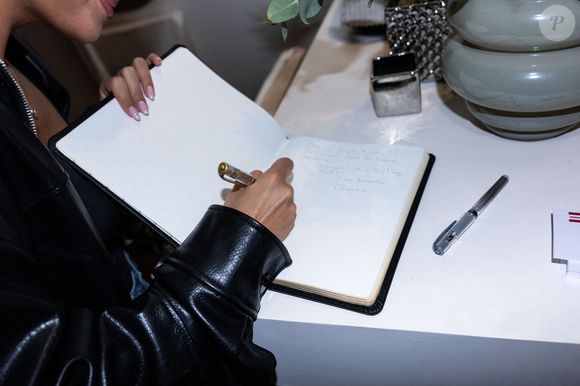 Exclusif - Atmosphère à l'inauguration de la boutique de Ninon Dechavanne un Tufting Studio, un atelier dédié à l'exploration créative,où chacun peut s'initier à l'art du Tufting et concevoir sa propre œuvre, à Paris, France, le 11 septembre 2025. © Julien Sarkissian/Bestimage