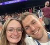 Clara s’est éteinte le 5 août, après seulement quatre jours, suivie par son frère Jacob le lendemain...

Photo Instagram du joueur de badminton Marvin Seidel en compagnie de sa conjointe.