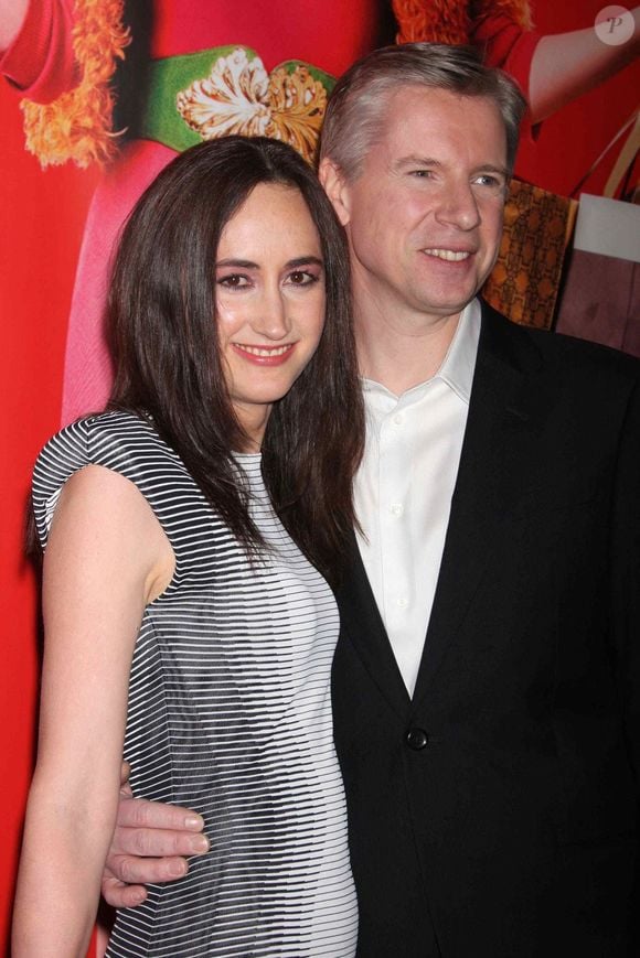 L'auteur à succès Sophie Kinsella, connue pour sa série Confessions d'une accro du shopping, est décédée à l'âge de 55 ans des suites d'un cancer du cerveau. Photo par Backgrid USA / Bestimage