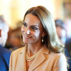 Catherine (Kate) Middleton, princesse de Galles, - E.Macron (président de la République Française) et B.Macron visitent la Royal Collection au château de Windsor, aux côtés du roi et de la reine consort d'Angleterre, le 8 juillet 2025. Le couple présidentiel français est en voyage officiel au Royaume Uni du 8 au 10 juillet 2025. ALPHA AGENCY / BESTIMAGE