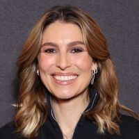 Copiez le style de Laury Thilleman : nos astuces pour recréer la déco de son appartement sous les toits parisiens