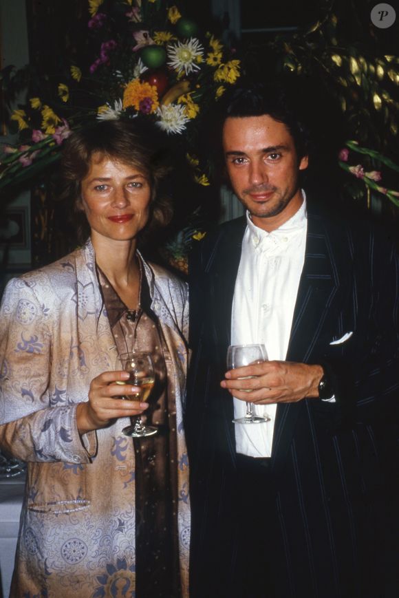 Jean-Michel Jarre et Charlotte Rampling en 1990.
Bestimage