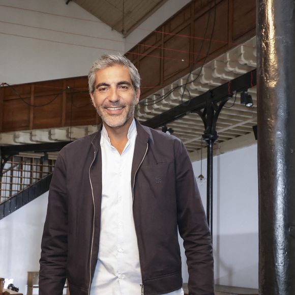 Exclusif - Ary Abittan pendant l’enregistrement d’Animaux Stars, présenté par B.Montiel et diffusé le 4 octobre 2025 sur Animaux TV, à Paris, France le 3 juillet 2025. © Jack Tribeca/Bestimage