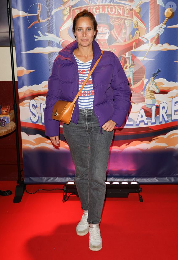 Elle est touchée par un phénomène qui concerne 20% de la population mondiale.

Julie de Bona au photocall de la générale de "Spectaculaire", le spectacle du cirque d'Hiver Bouglione à Paris, France, le 19 octobre 2024. © Coadic Guirec/Bestimage