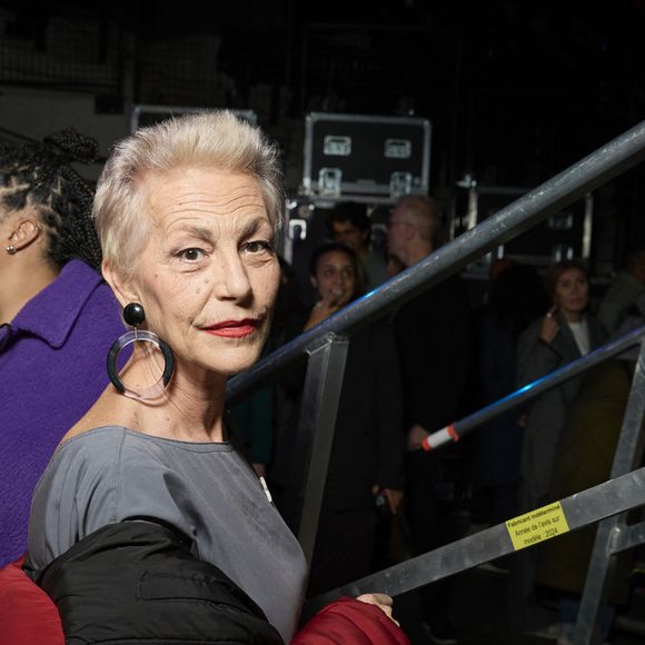 A noter qu'ils sont restés proches malgré leur séparation, comme l'avait confié la chanteuse à Paris Match en 2014 : "Je suis restée en très bons termes avec les pères de tous mes enfants. Celui de Diego, qui était au départ un de mes amis d’enfance, est même devenu mon meilleur ami depuis notre séparation."

Exclusif - Lio - Backstage - Enregistrement du concert "Nos voix pour toutes", au profit de La fondation des femmes, à l'Adidas Arena à Paris, diffusée sur TMC
© Cyril Moreau-Coadic Guirec / Bestimage