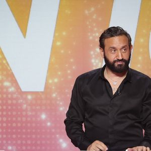Exclusif - Cyril Hanouna, sur le plateau de  TBT9 présenté par C.Hanouna, et diffusé en direct sur W9, Paris, France, le 04 novembre 2025. © Jack Tribeca / Bestimage