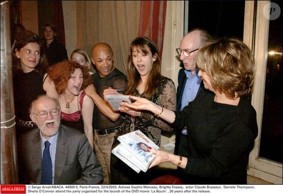 Sophie Marceau qui incarnait Vic avait alors une meilleure amie, Pénélope, jouée par Sheila O'Connor.

L'actrice Sophie Marceau, Brigitte Fossey, l'acteur Claude Brasseur, Daniele Thompson, Sheila O'Connor assistent à la soirée organisée pour le lancement du DVD du film 'La Boum', 20 ans après sa sortie.
© Serge Arnal/ABACA. 44909-5.