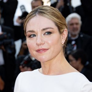 Emilie Dequenne est décédée ce dimanche à l'âge de 43 ans, comme l'ont révélé sa famille et son agente Danielle Gain à l'AFP.

Emilie Dequenne - Montée des marches du film « The Old Oak » lors du 76ème Festival International du Film de Cannes, au Palais des Festivals à Cannes.
© Jacovides-Moreau / Bestimage