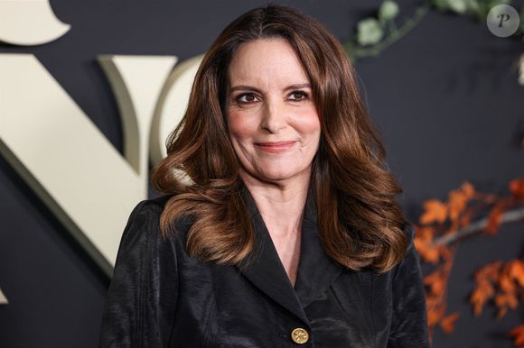 Tina Fey à La première de la saison 1 de "The Four Seasons" de Netflix a eu lieu au DGA Theater Complex à la Directors Guild of America. Photo par Backgrid USA / Bestimage