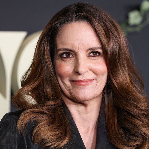 Tina Fey à La première de la saison 1 de "The Four Seasons" de Netflix a eu lieu au DGA Theater Complex à la Directors Guild of America. Photo par Backgrid USA / Bestimage