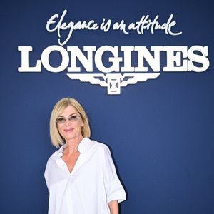 Dans un entretien accordé à "La Tribune du Dimanche", la comédienne revient notamment sur une période moins connue de son parcours : son installation à Los Angeles.

Exclusif - Michèle Laroque dans l'espace VIP, le Pavillon Eiffel, lors de la 12ème édition Longines Paris Eiffel Jumping au pied de la Tour Eiffel sur le Champ-de-Mars à Paris, France, le 19 juin 2026. © Perusseau-Veeren/Bestimage