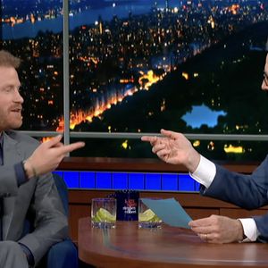 Le prince Harry donne une interview sur le plateau de Stephen Colbert à propos de la vie après la mort. Photo par JLPPA / Bestimage