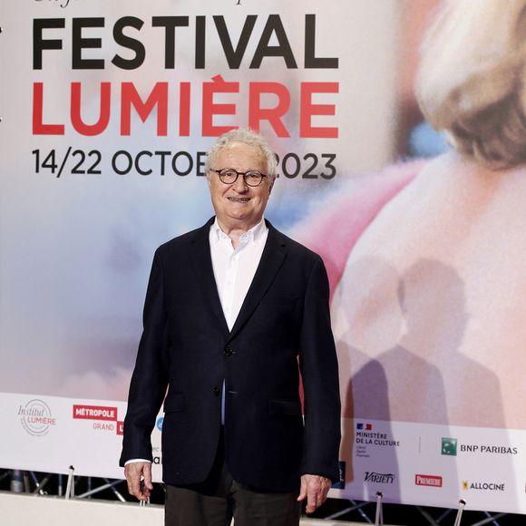 Il a ainsi poussé un coup de gueule lors d'une interview contre lui et aussi Daniel Prévost qui a repros son rôle
Daniel Prévost, acteur, lors de la cérémonie d’ouverture de la 15ème édition du Festival du film Lumière à Lyon, du 15 au 22 octobre 2023. Le festival rend, cette année, hommage à  W.Wenders, cinéaste allemand qui recevra le lauréat d’honneur pour son oeuvre. Lyon le 14 octobre 2023.
© Pascal Fayolle / Bestimage
