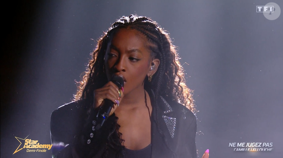Et selon certains internautes, le public ne criait que le nom de sa rivale
Demi-finale de Franck et Ebony dans la "Star Academy 2024", le 18 janvier 2025, sur TF1