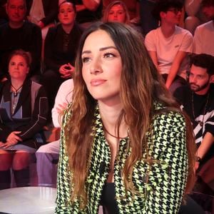 Exclusif - Delphine Wespiser, sur le plateau de TBT9 présenté par C.Hanouna, et diffusé en direct sur W9, Paris, France, le 17 mars 2026. © Jack Tribeca / Bestimage