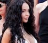 Cette vidéo assure que les deux influenceuses auraient été refoulées d'un restaurant très chic, où avait pu entrer, un peu plus tôt, Scarlett Johansson.
Nabilla Benattia - Montée des marches du film "The history of sound" lors du 78ème Festival International du Film de Cannes, au Palais des Festivals à Cannes. Le 21 mai 2025. © Jacovides-Moreau / Bestimage