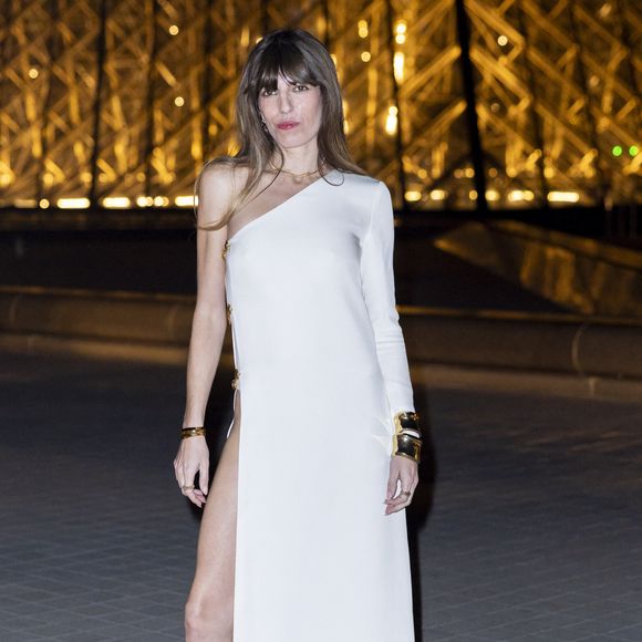 Lou Doillon - Photo Call du « Le Grand Diner du Louvre « lors de la Fashion Week  à Paris le 5 mars 2025. © Olivier Borde /Bestimage